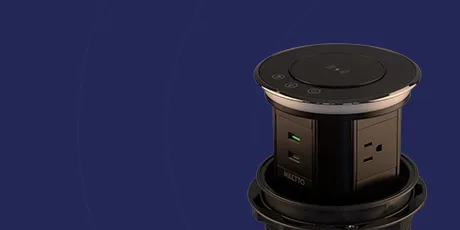 Multitoma de mesa tipo torre Miletto con puertos USB